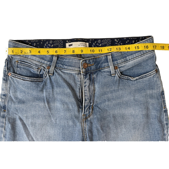 Levi's 525 Jeans Womens 32x32 Perfect Waist Straight Light Blue Wash Denim Y2K - Picture 4 of 6